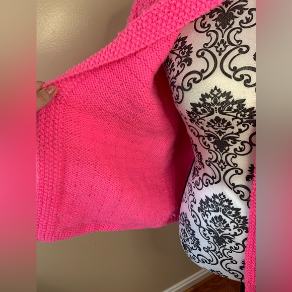 Homemade pink sweater, size Med - Picture 4 of 9